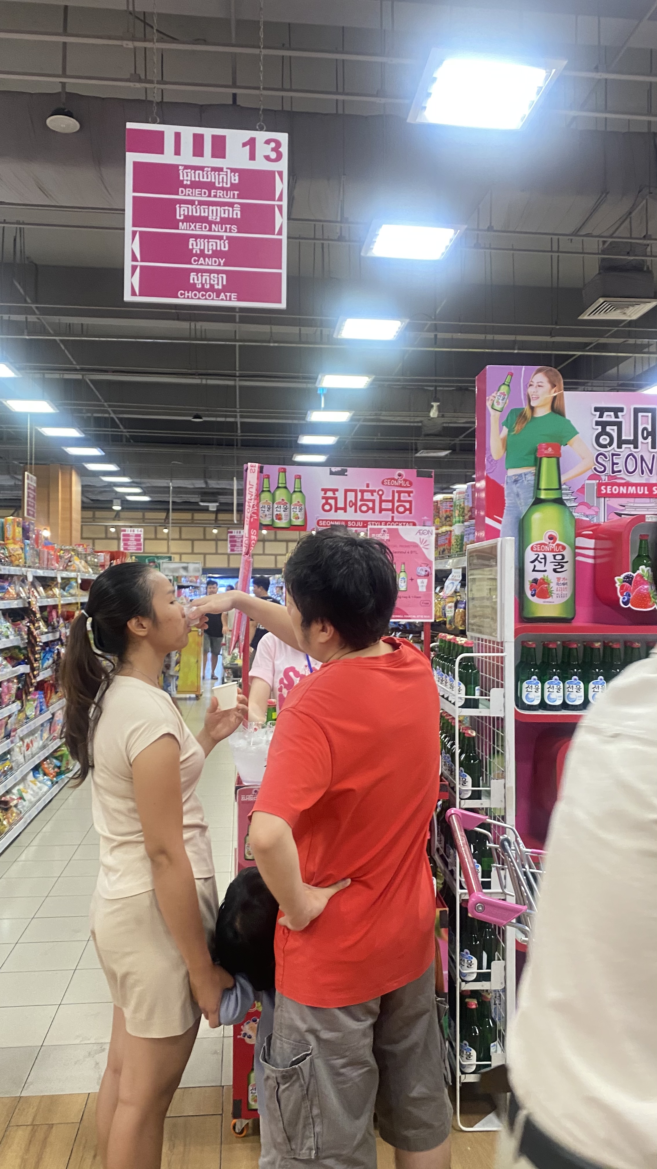 Seonmul wine tasting at AEON Mall 1 finale by Siam Winery